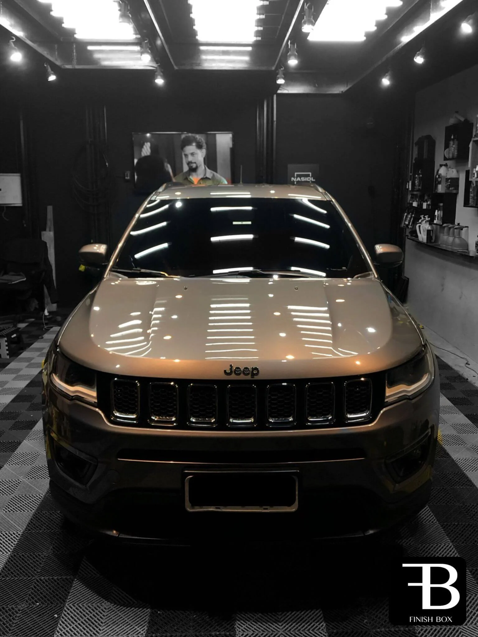 FINISH BOX - ESTÉTICA AUTOMOTIVA - JEEP COMPASS MARROM