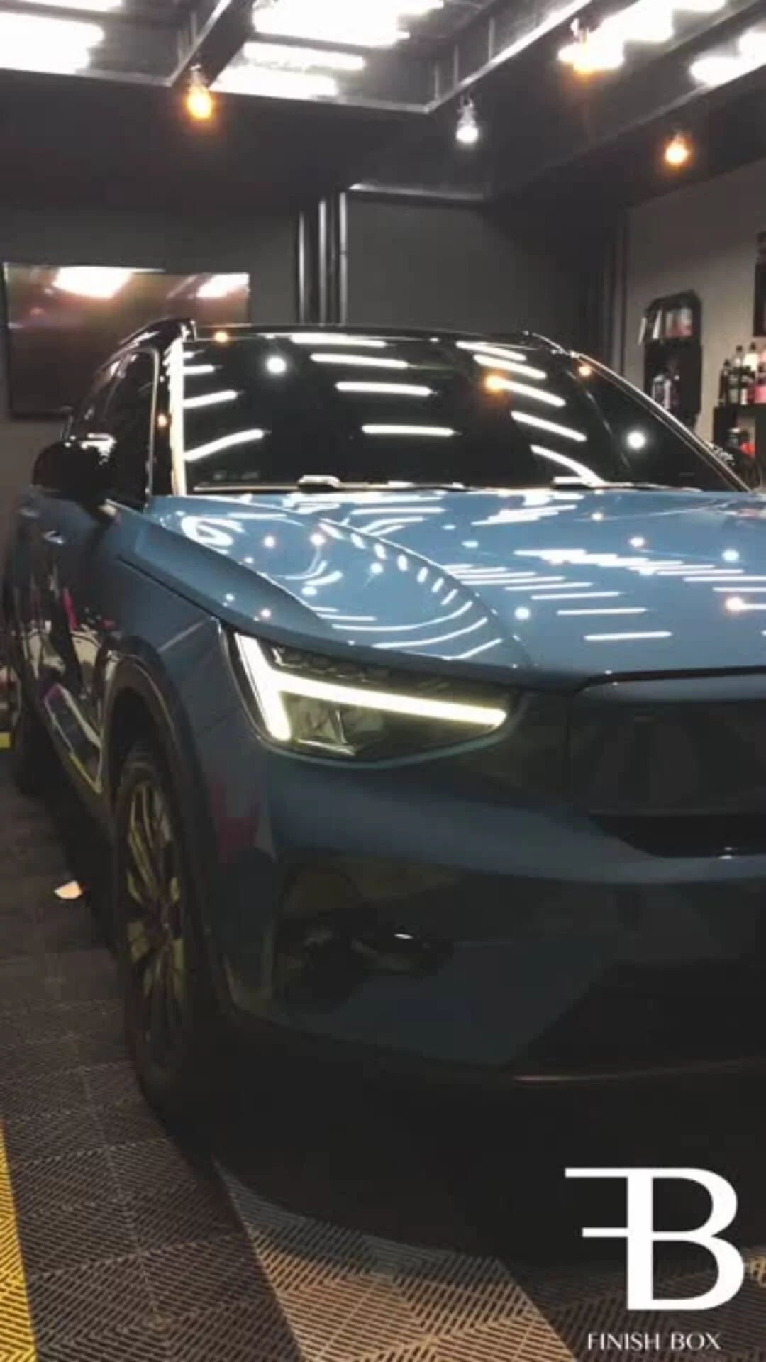 FINISH BOX - ESTÉTICA AUTOMOTIVA - VOLVO XC40 AZUL